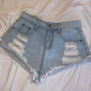 booty jean shorts